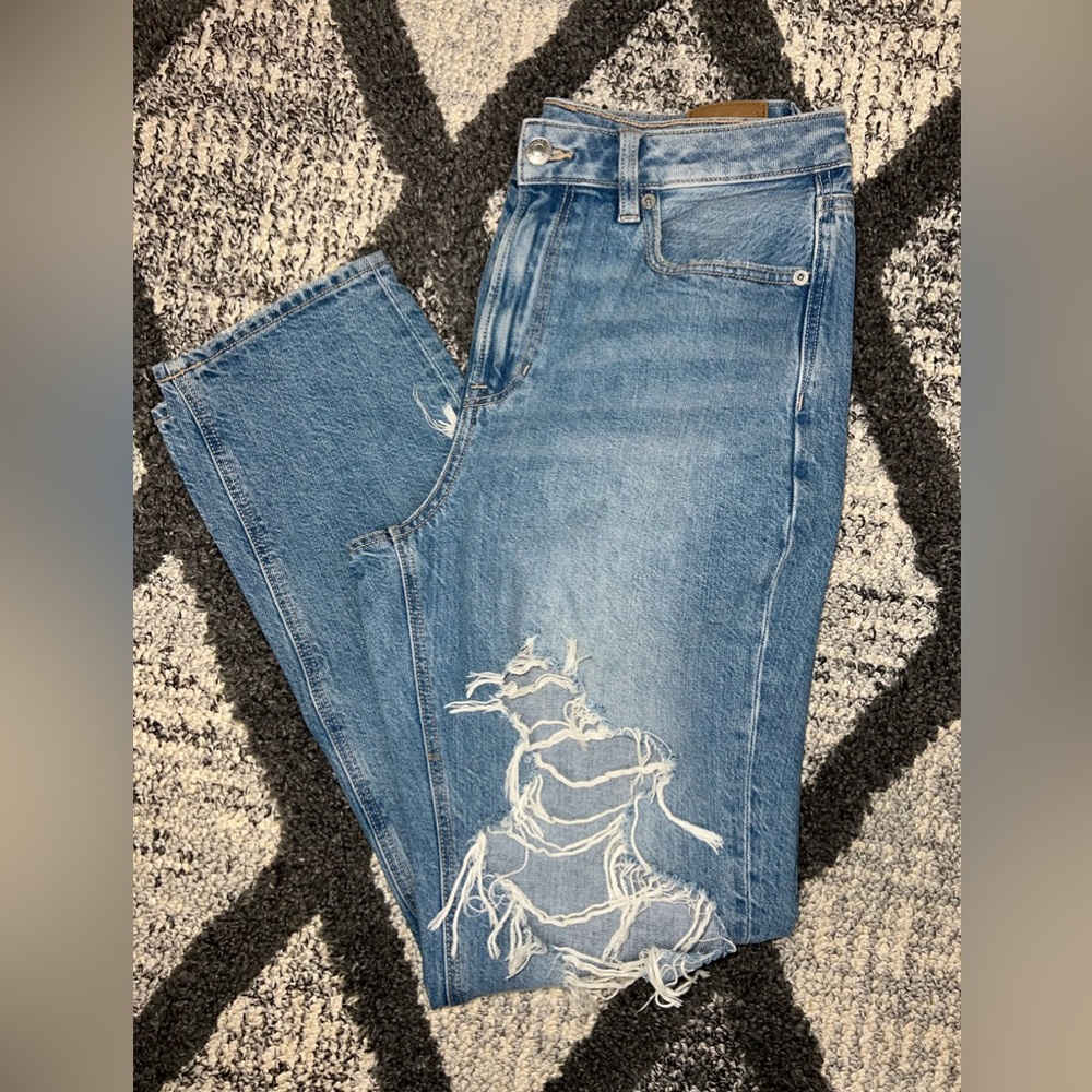 American Eagle Distressed Mom Jeans
